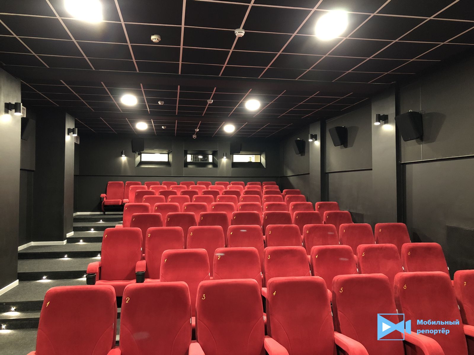 Вымпел коминтерна 8. Кинотеатр вымпел на бабушкинской. Коминтерна 8 кинотеатр вымпел. Кинотеатр вымпел москва. Москино вымпел кинотеатр.