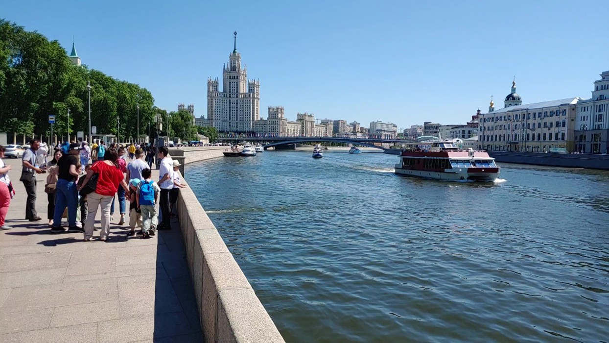 Прогулки по москве реке 2022