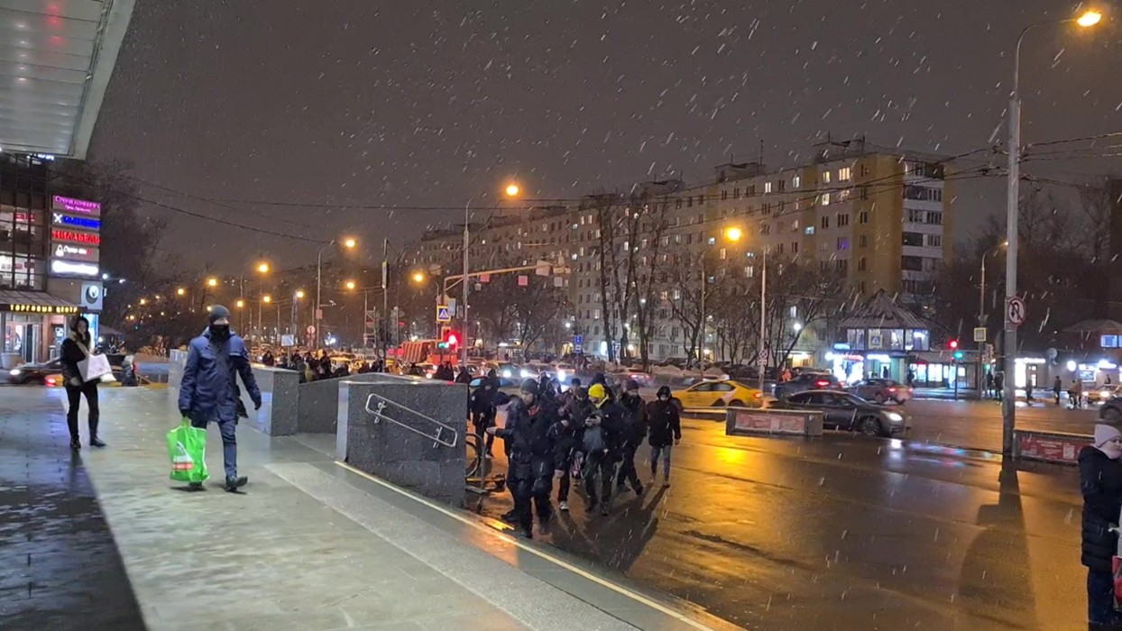Погода сейчас вечером. Вечерняя Москва. Москва вечером. Москва в марте. Вечерняя Москва март.