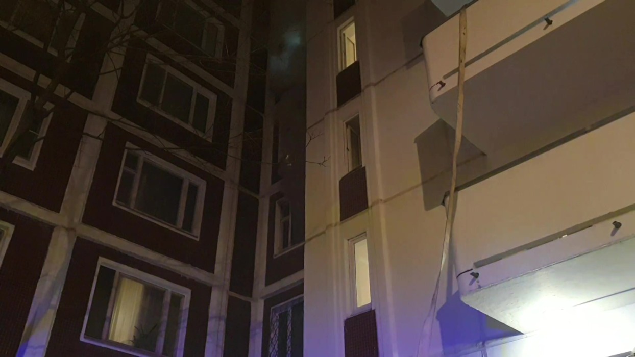 Пожар на алтуфьевском шоссе сегодня вечером. Алтуфьево пожар сейчас. Пожар на алтуфьевском шоссе сейчас. Пожар в алтуфьево сейчас. Пожар на алтуфьевском шоссе.