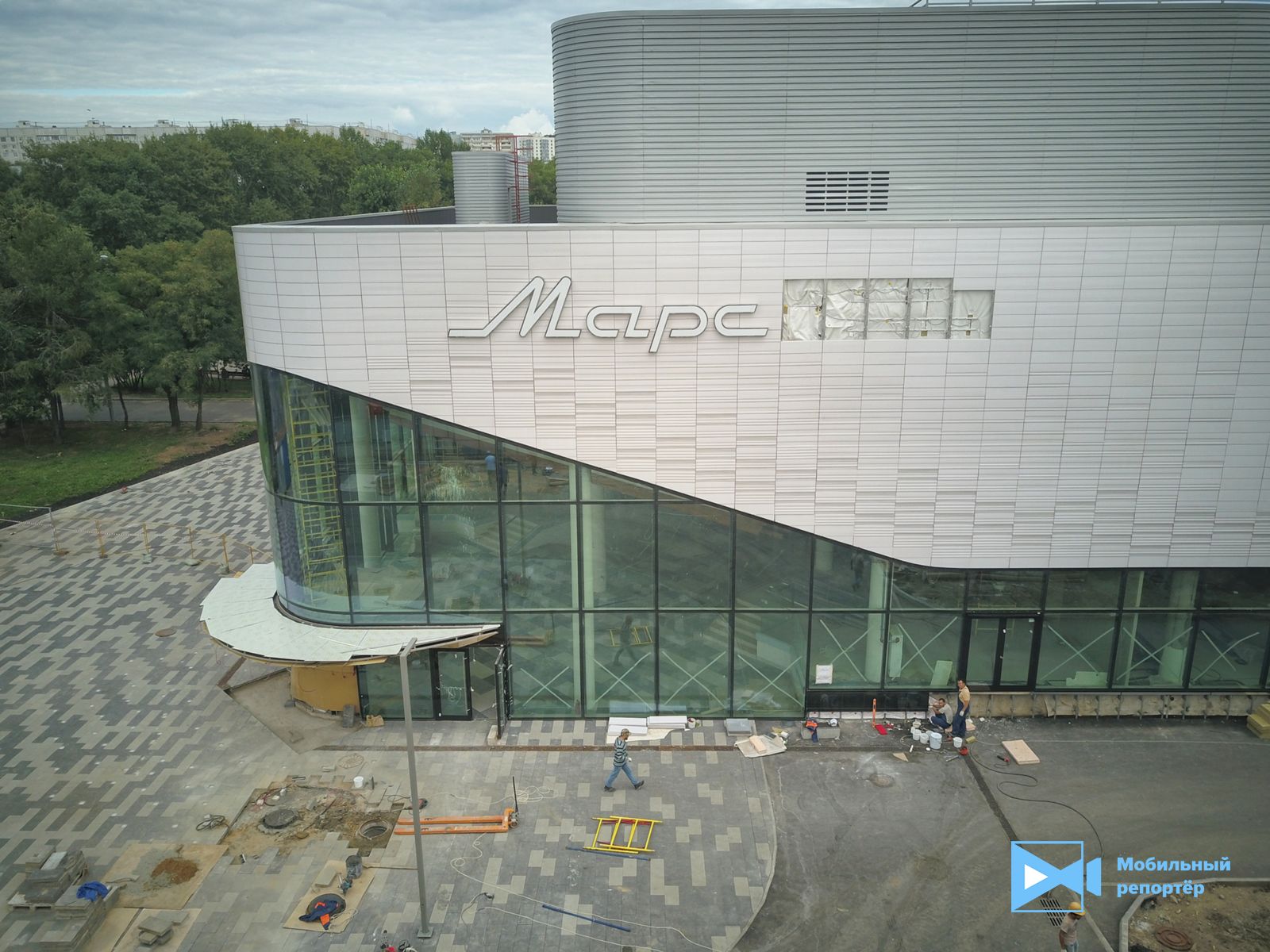 Кинотеатр на крыше. Тц марс место встречи. Кинотеатр марс москва. Кинотеатр марс алтуфьево. Марс место встречи.