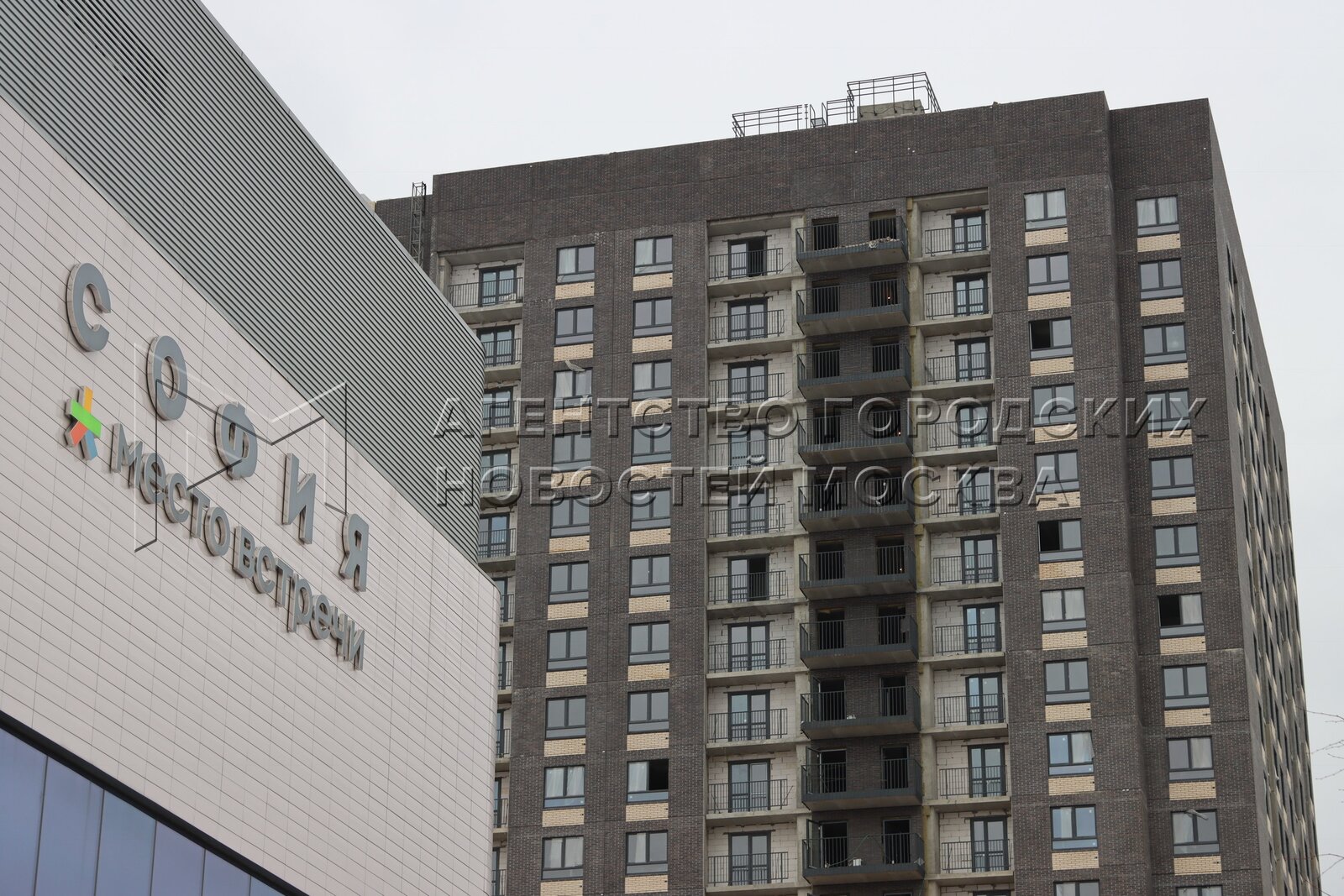 Дома по реновации на 15 парковой