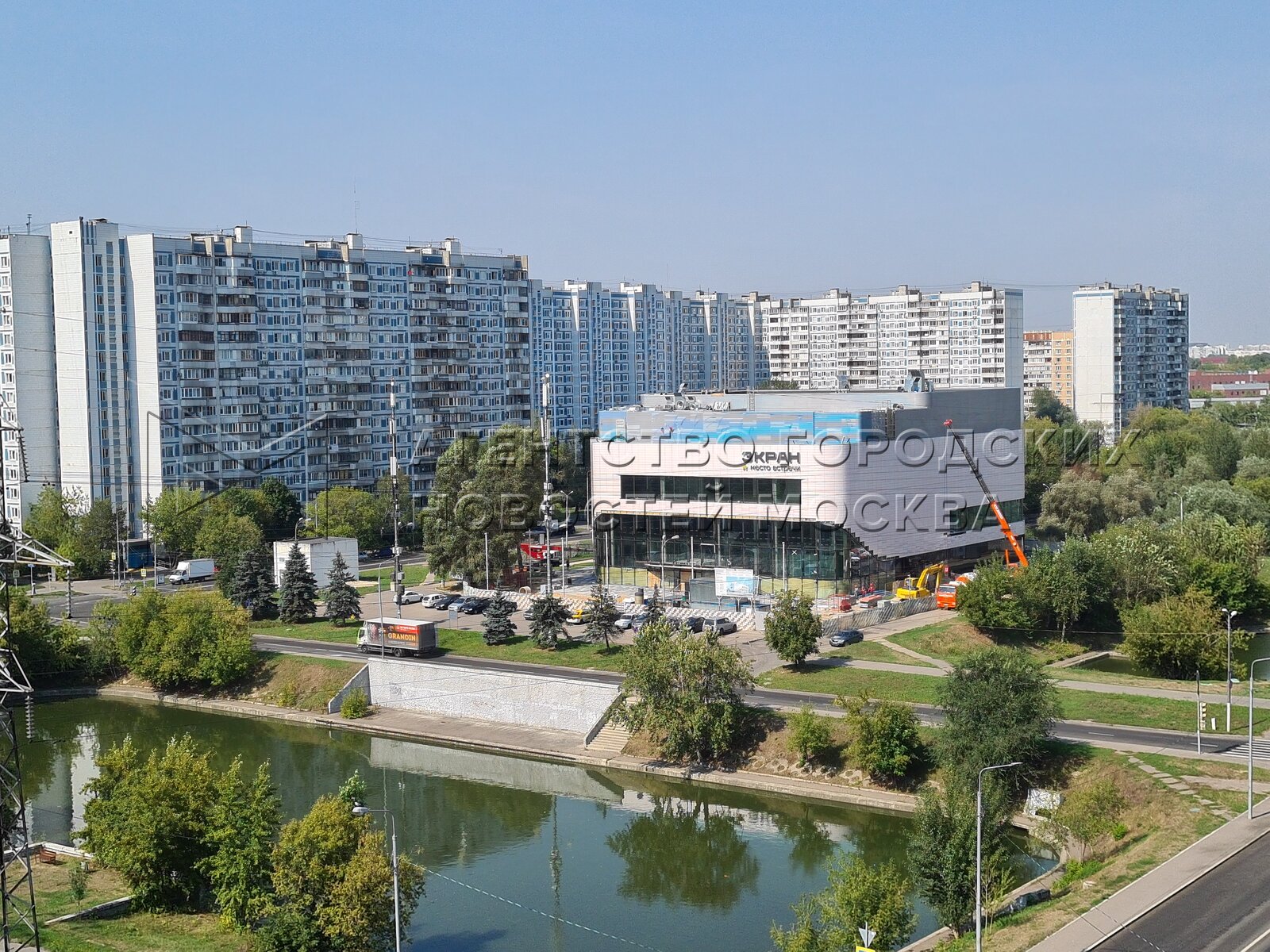 Кинотеатр экран в марьино. Новочеркасский бульвар дом 1. Новочеркасский бульвар 21а. Новочеркасский бульвар 21а. Новочеркасский бульвар 21а.