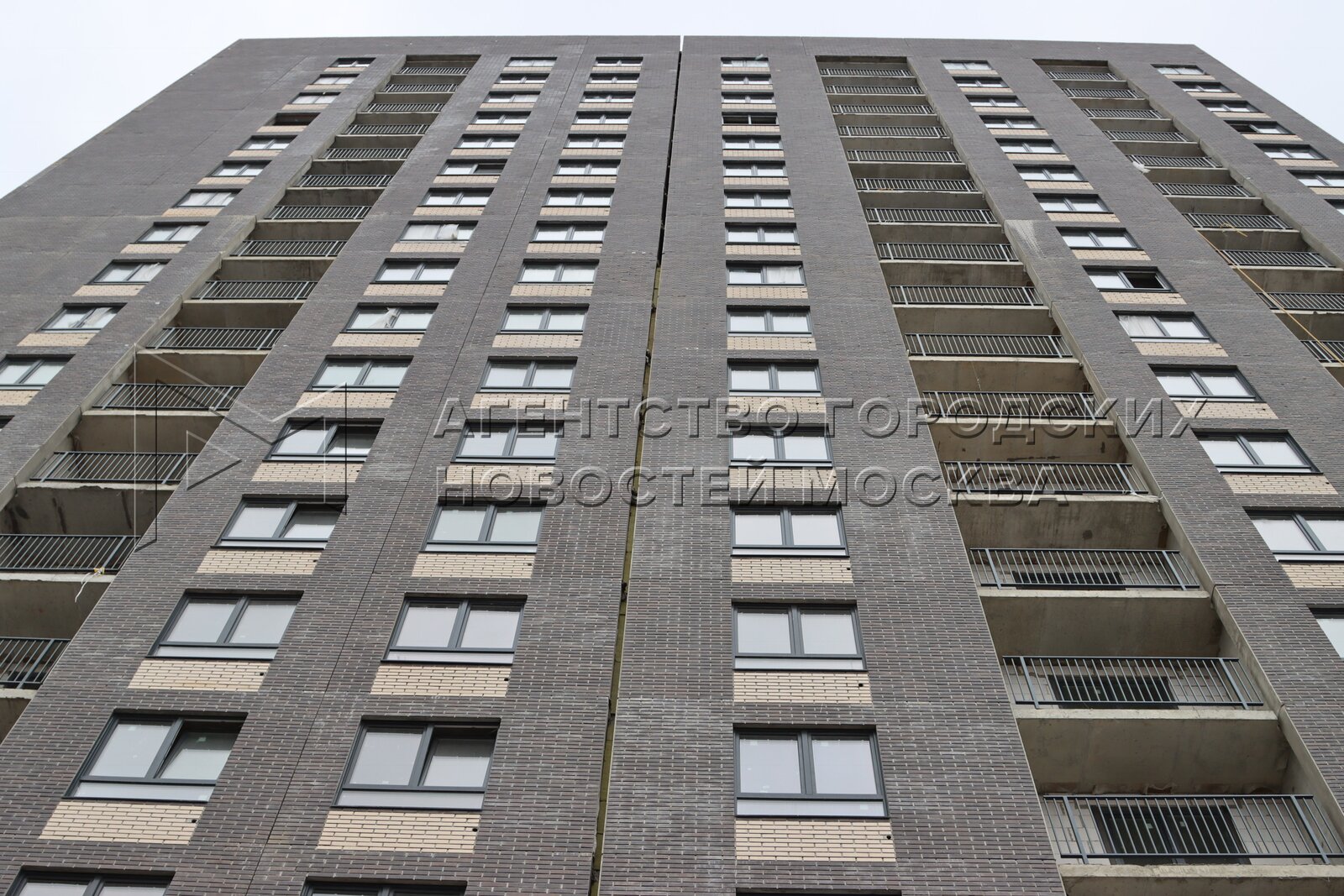 Дома по реновации на 15 парковой