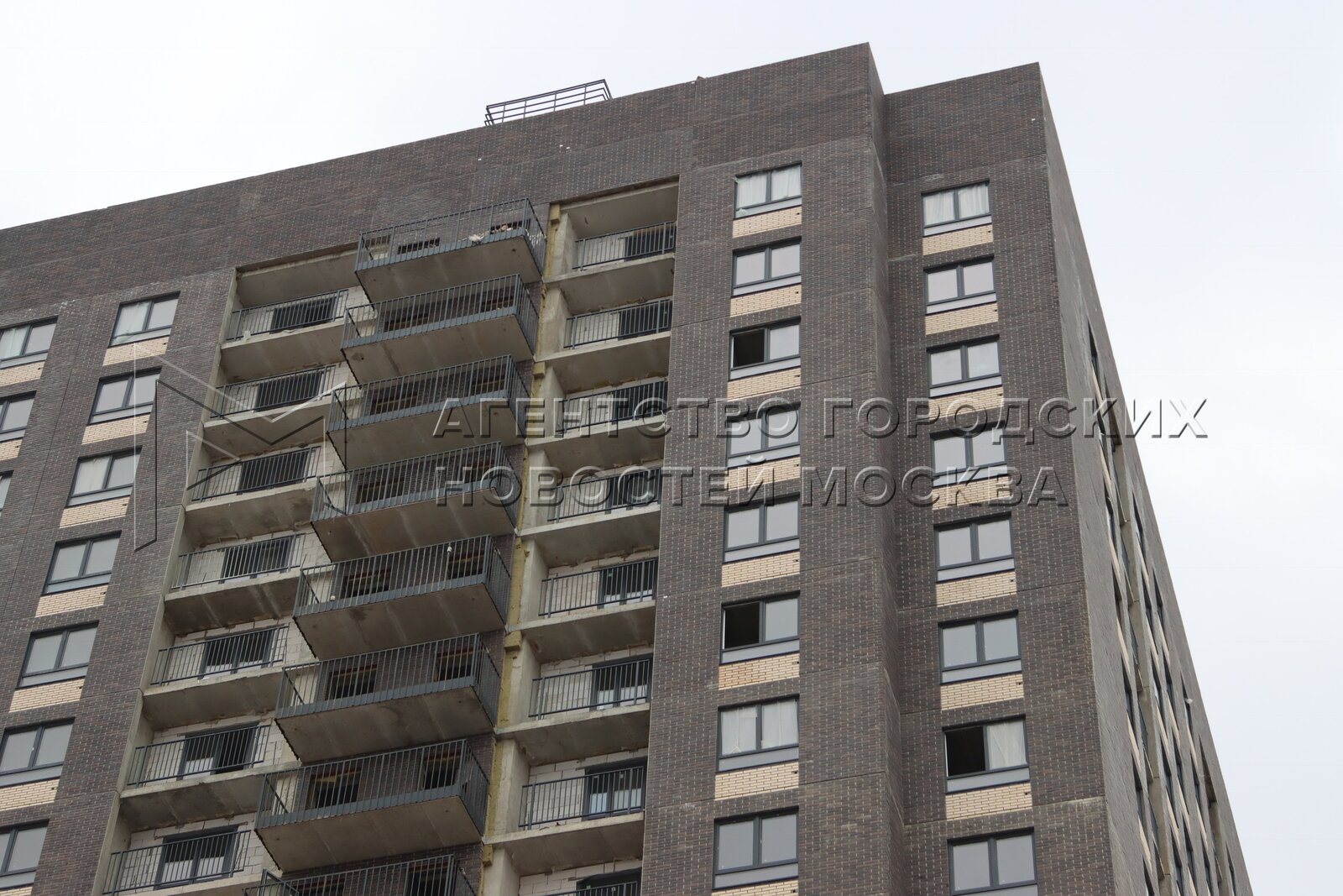 Дома по реновации на 15 парковой