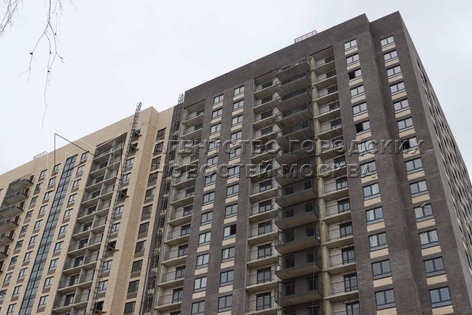 Дома по реновации на 15 парковой