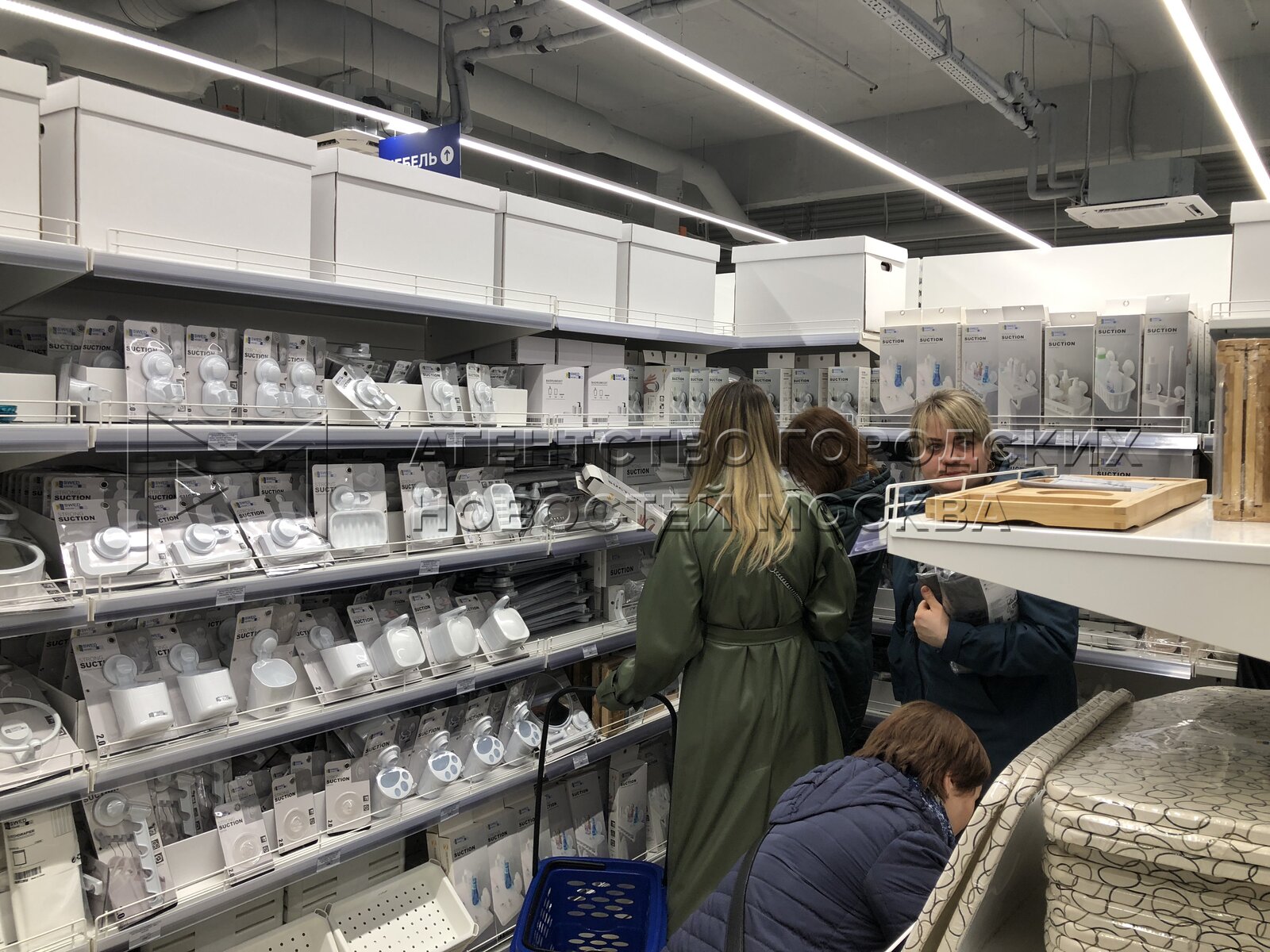 Swed house тц щелковский. торговый центр. трц щёлковский москва. новая икеа в москве. московский торговый центр.