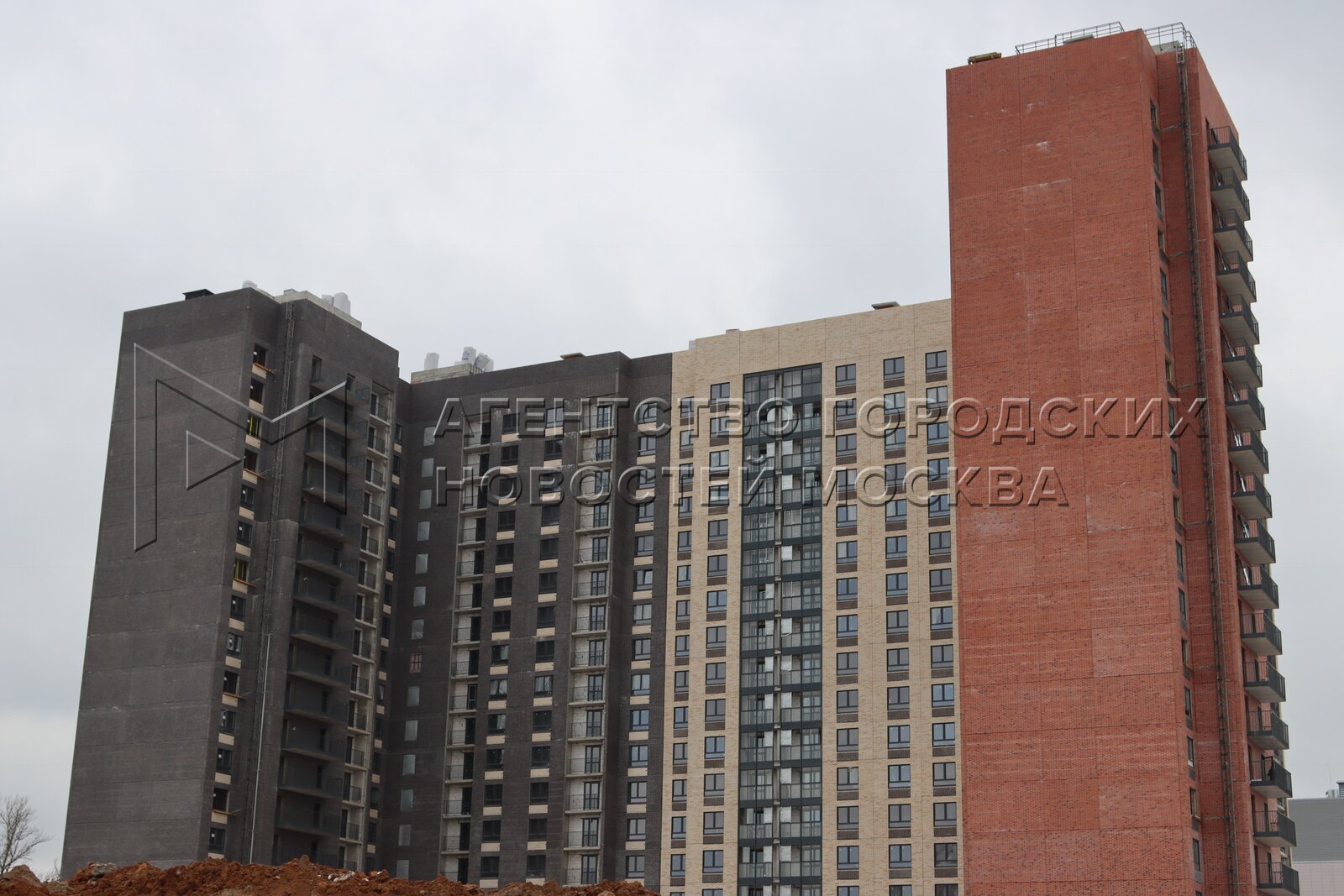 Дома по реновации на 15 парковой